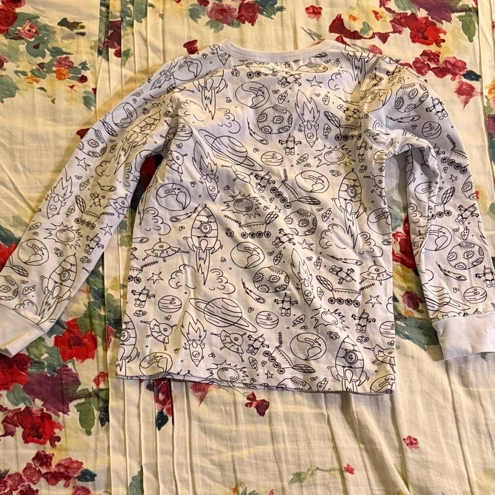 Color Me! NWOT Kids White Space Patterned Pajamas